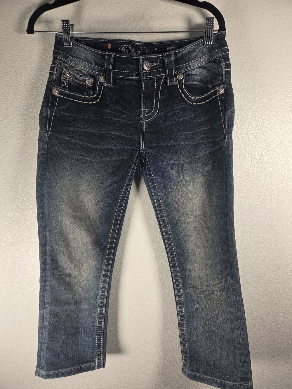 Miss Me Women's Size 26 Mid Rise Cuffed Capri Dark Wash- Blue